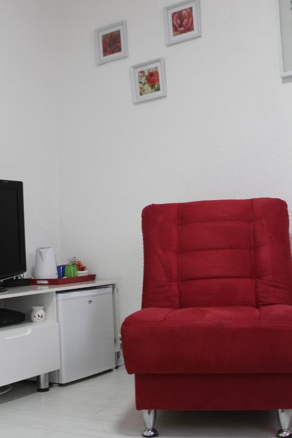Red Apartment Saraievo Exterior foto